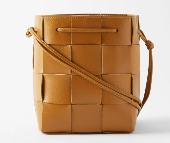 Bottega Veneta Casette水桶包